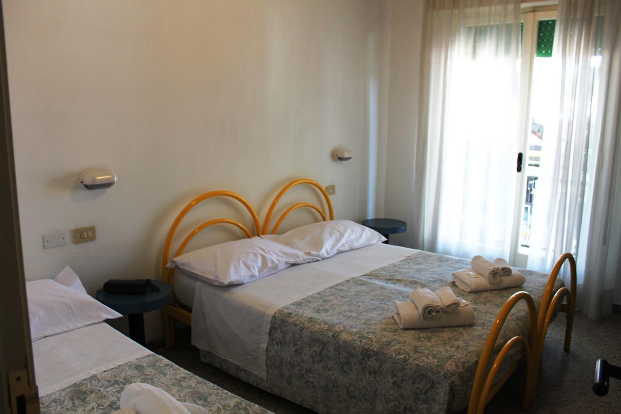 Hotel Elde Riccione Eksteriør bilde